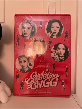 Official SNSD Girls Generation 2023 Season’s Greetings (SEALED)